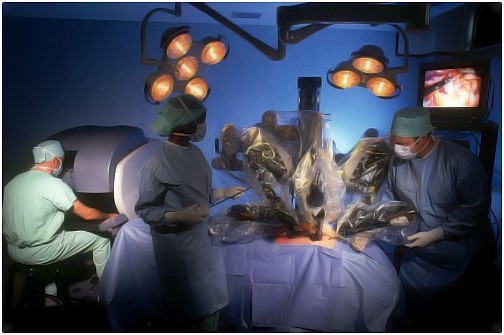 Linfadenectomia retroperitoneal robótica - plano de saúde é obrigado a custear cirugria